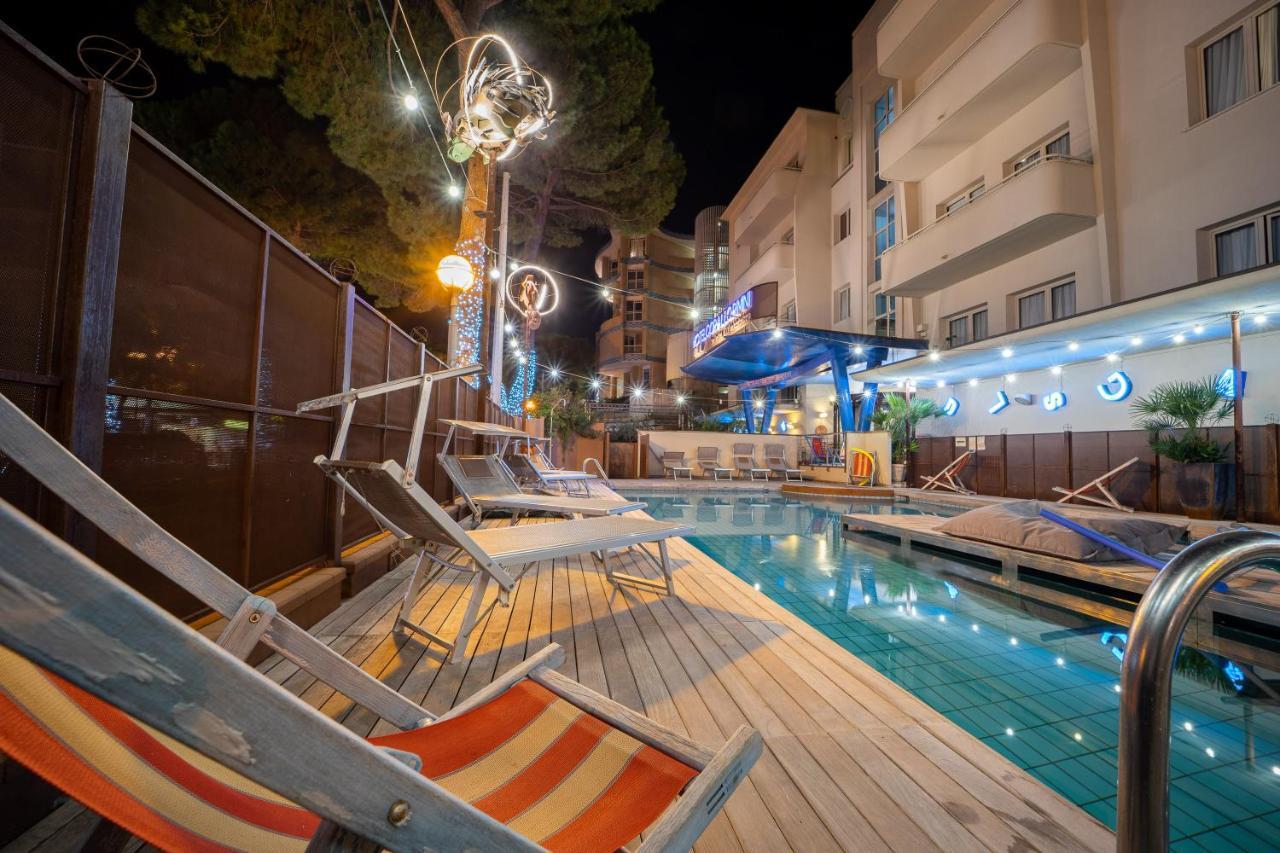 Hotel Corallo Римини Экстерьер фото